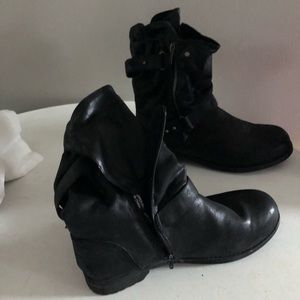 Women’s boots